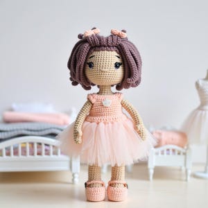 Custom Amigurumi Doll Gift Box – Handmade Crochet Doll with 2 Outfits – Personalized Soft Toy for Girls, Kids, Collectors