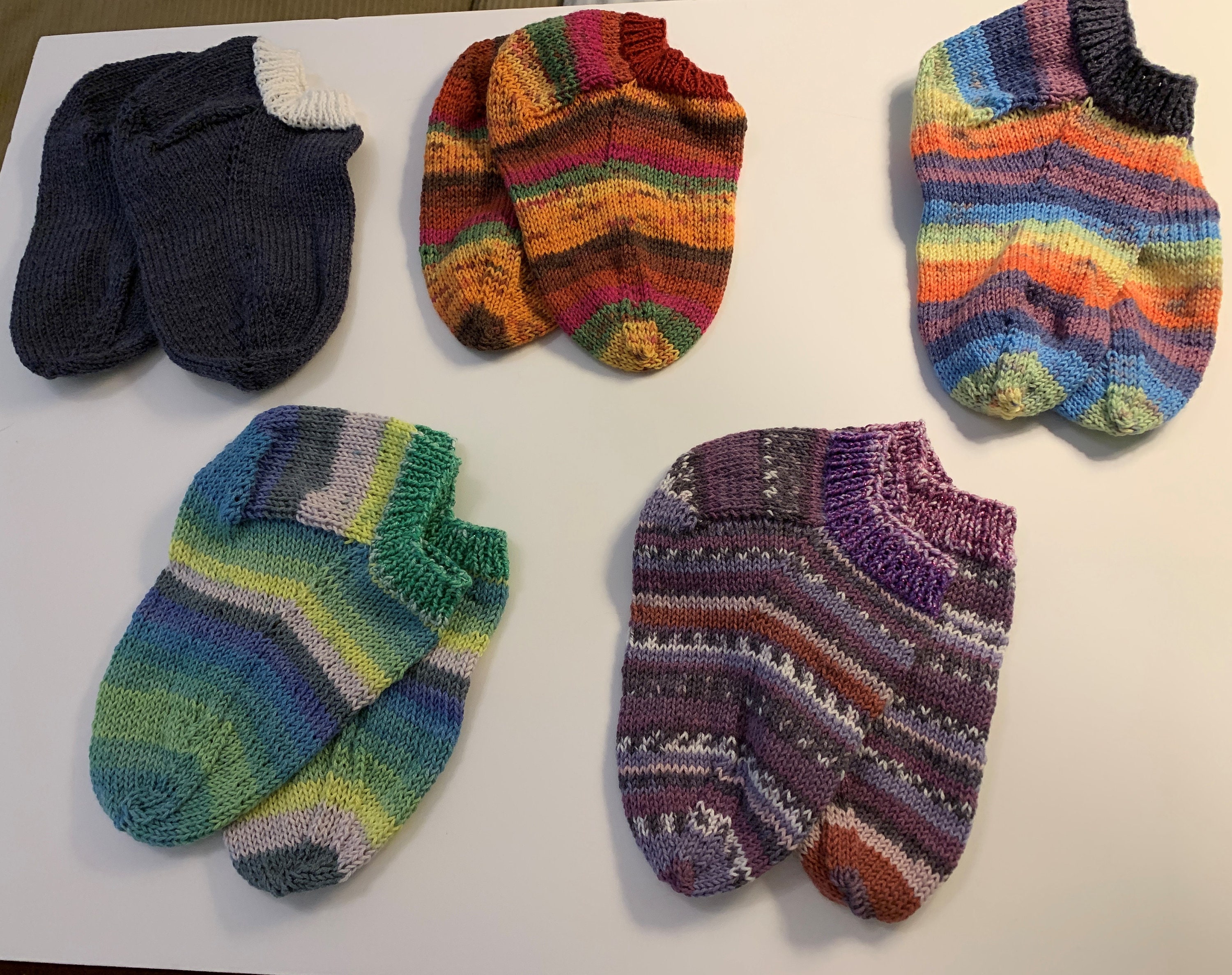 Handknitted sneaker socks made with acrylic yarn