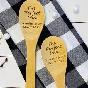 Engraved Wooden Spoons, Bulk personalized Wedding Favors, Bulk Wooden Spoons