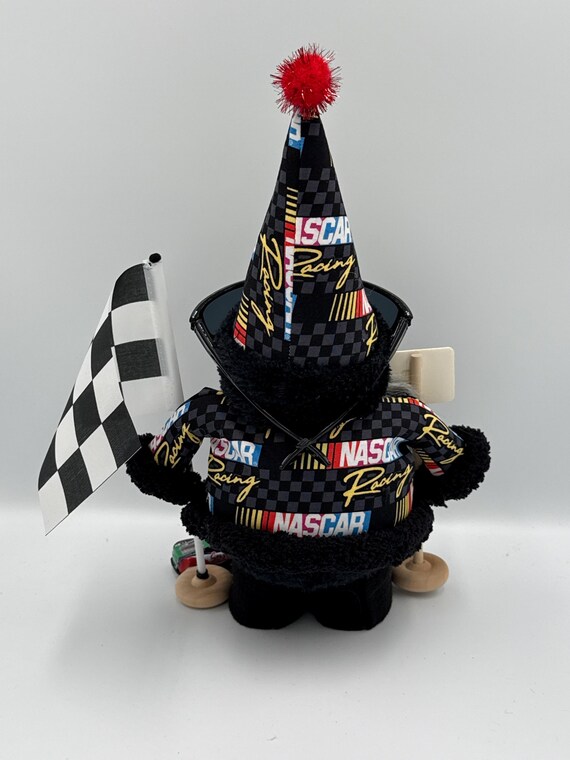 置物 NASCAR HALL OF FAME GNOME NASCAR Gnome - Etsy
