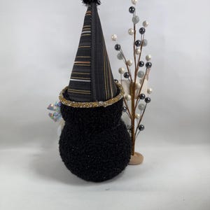 New Years Gnome image 2