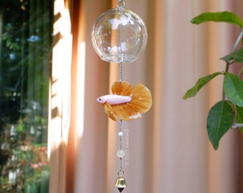 Carillon éolien betta en véritable fleur de gerbera, furin, carillon éolien en verre