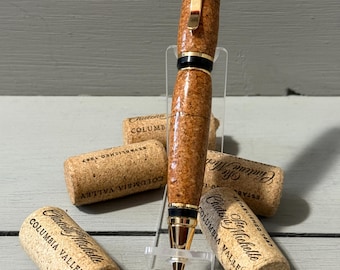 Cheers! A Cigar Pen made of recycled wine corks