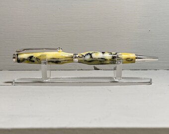 The Monarch Slim - Handcrafted Acrylic Slim-style Pen