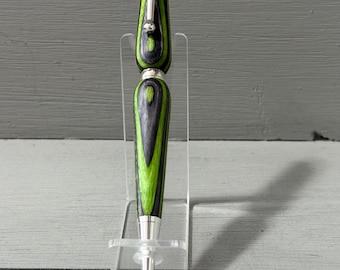 Nature - A Slim-style Pen made of Green Spectraply, finished with silver chrome trim