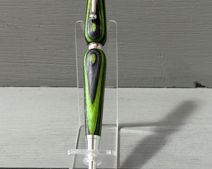 Nature - A Slim-style Pen made of Green Spectraply, finished with silver chrome trim