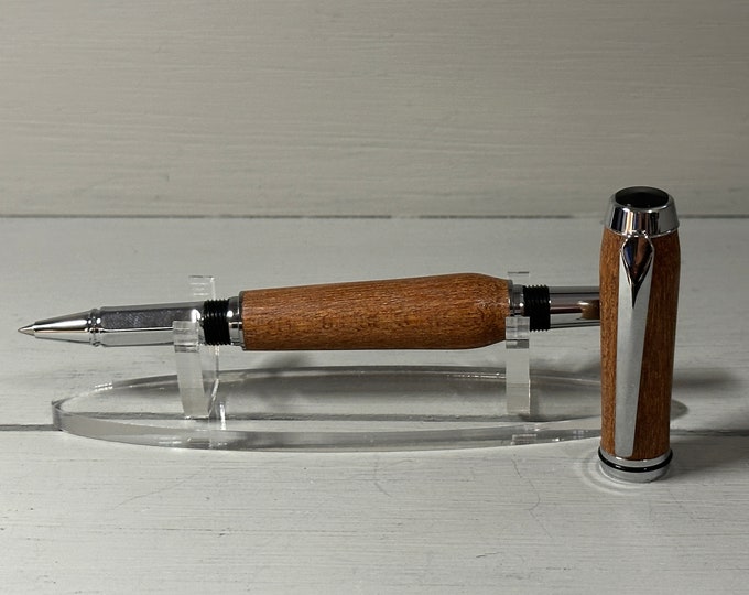 The Sweet Mahogany - Navigator Style