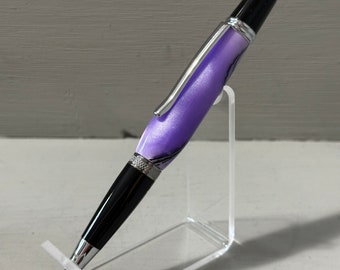The GRAPE FURY - A Handcrafted Acrylic Wall St. II Pen