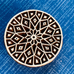 Unikalny okrągły stempel, drewniane stemple do ceramiki. Ręcznie rzeźbiony wzór/tekstura stempla do tkanin, tekstyliów LUB gliny polimerowej LUB fondantu, czekolady