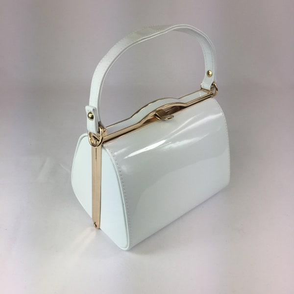 Classic Lilly Handbag in White - Vintage Inspired