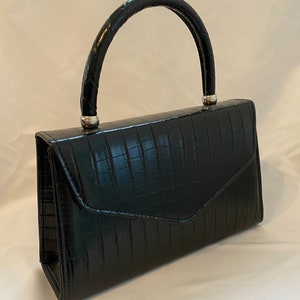 Classic Lucy Handbag in Black - Vintage Inspired