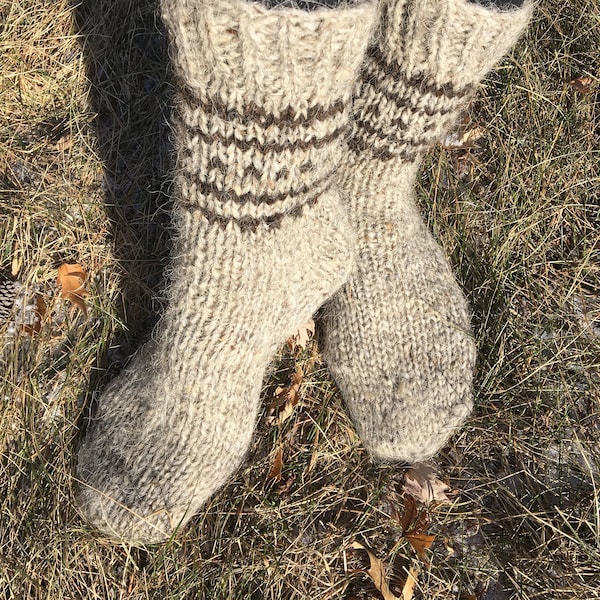 Hand knit 100% wool socks. Thick pure wool bed socks. Hand knit wool socks for women Hand knit socks for men, Christmas gifts