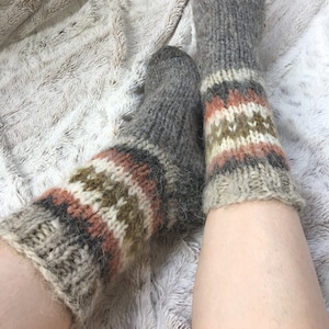 Hand knit pure sheep wool socks unisex, knit winter wool socks, therapeutical organic thick socks, bed socks, fathers day gift for dad