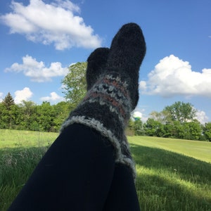 Men's/Women's hand knitted wool socks. Extra Thick. Large Sizes. Pure wool socks. Bed socks. Organic wool Therapeutical wool socks men women image 4