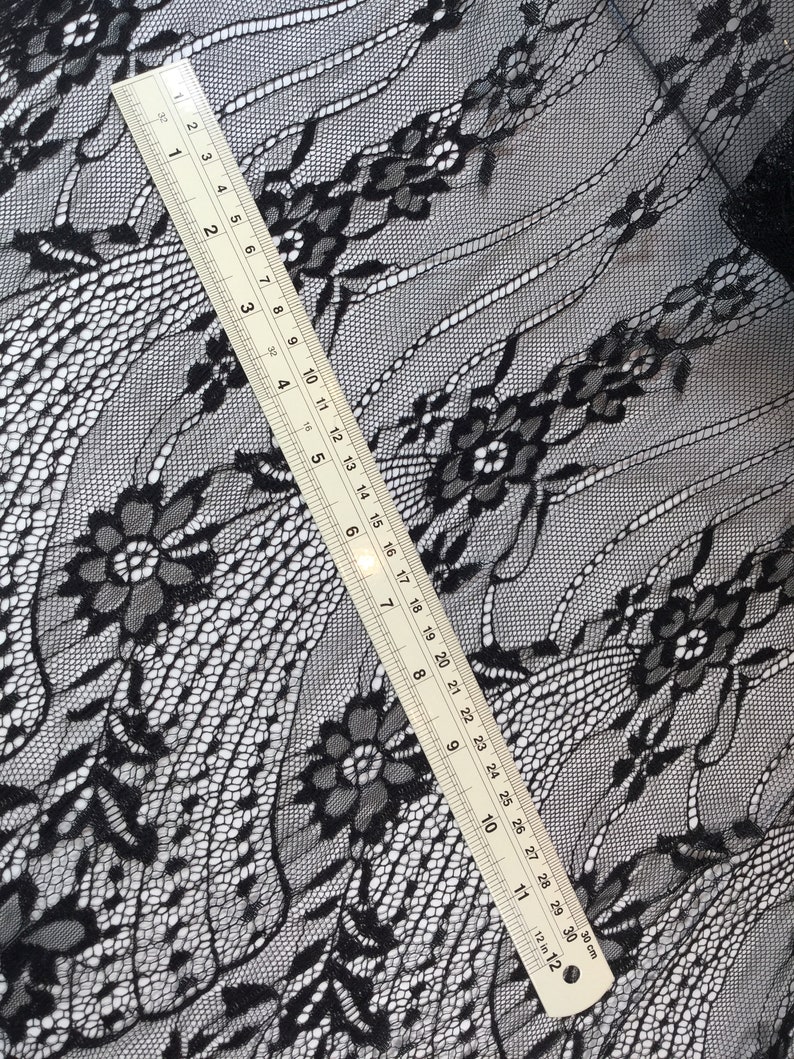 Black or white eyelash lace