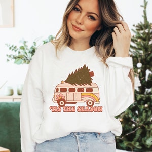 Tis the Season Retro Vintage Christmas Crewneck, Xmas Gift, Holiday Hoodie, Cozy Holiday T-shirt, Holiday Sweater, Christmas tee for her