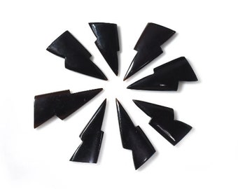 Colgante de ónix negro con forma de rayo, piedra natural tallada para joyería con envoltura de alambre, gema de 16 quilates
