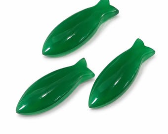 Natural Green Onyx Fish Carving, Hand Carved Gemstone Pendant, Mini Charm, Jewelry Supply