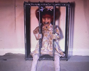 25% Off Brand  New Halloween Animated Costume Accessory CAGED KID Walk AROUND Prop Haunted House - Free Shipping! Unopened Box