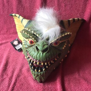 25% Off New Halloween GREMLINS STRIPE Latex Deluxe Mask TOT Free Shipping