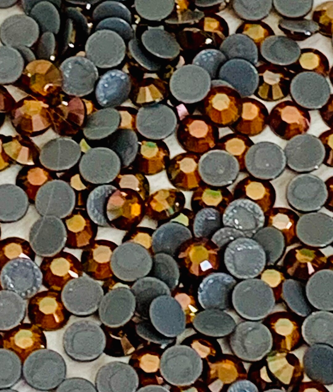 Swarovski 2028 SS8, SS16, SS20, SS30, SS34 Hotfix XILION