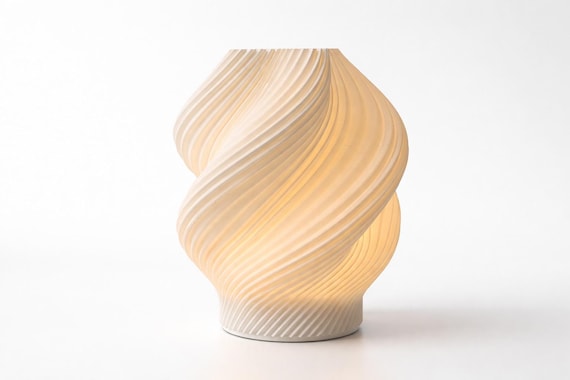 Sculptural Spiral Lamp STL: Scandinavian 3D Printed Vase Mode Light