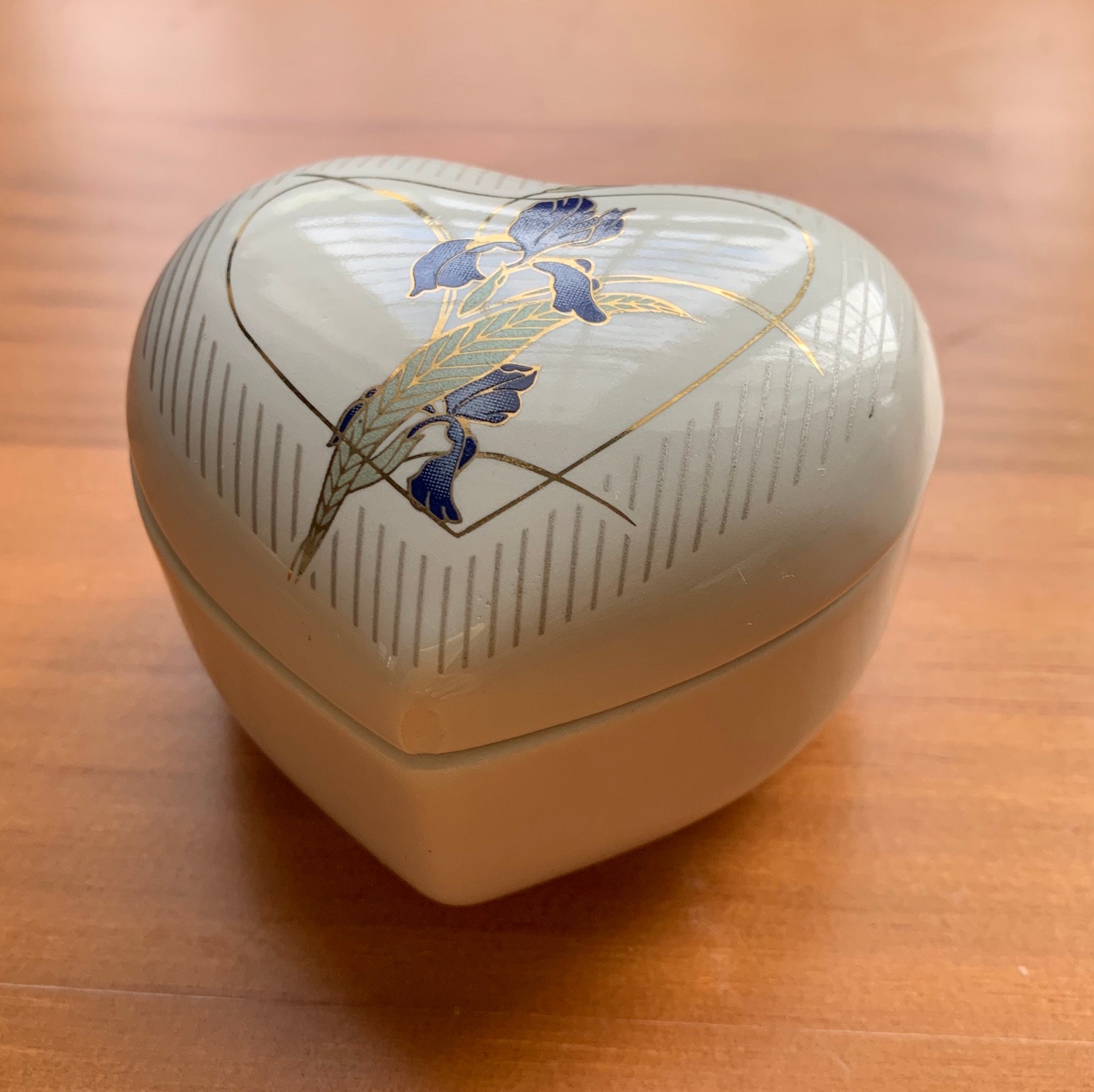 Otagiri Grand Iris Heart Shaped Porcelain Trinket Jewelry Box - Etsy  Singapore