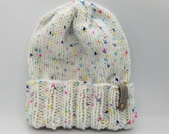 Toddler winter hat for girl, white hat, girls toboggan, child winter hat, knitted toboggan, winter accessory