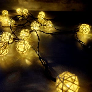 Solar Rattan Ball String Lights | Warm White Glow | Outdoor Boho Patio Lights | Garden Decor Fairy Lights | Cozy Solar Lantern String Lights