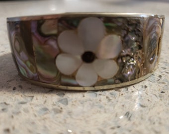 Bracelet, Silver Bracelet, Inlayed, Cuff, Hand made in Mexico , fabulous Inlaid Abalone and Pearl Flower