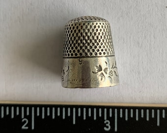 Antique Art Deco Art Nouveau 800,925,935 silver thimble thimbles with glass trim relief pattern thimble collectors