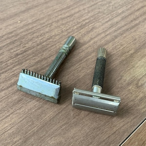 Vintage Lot Of 2 Safety Razors Gillette Speed Razor And Gem Micromatic For Refinishing