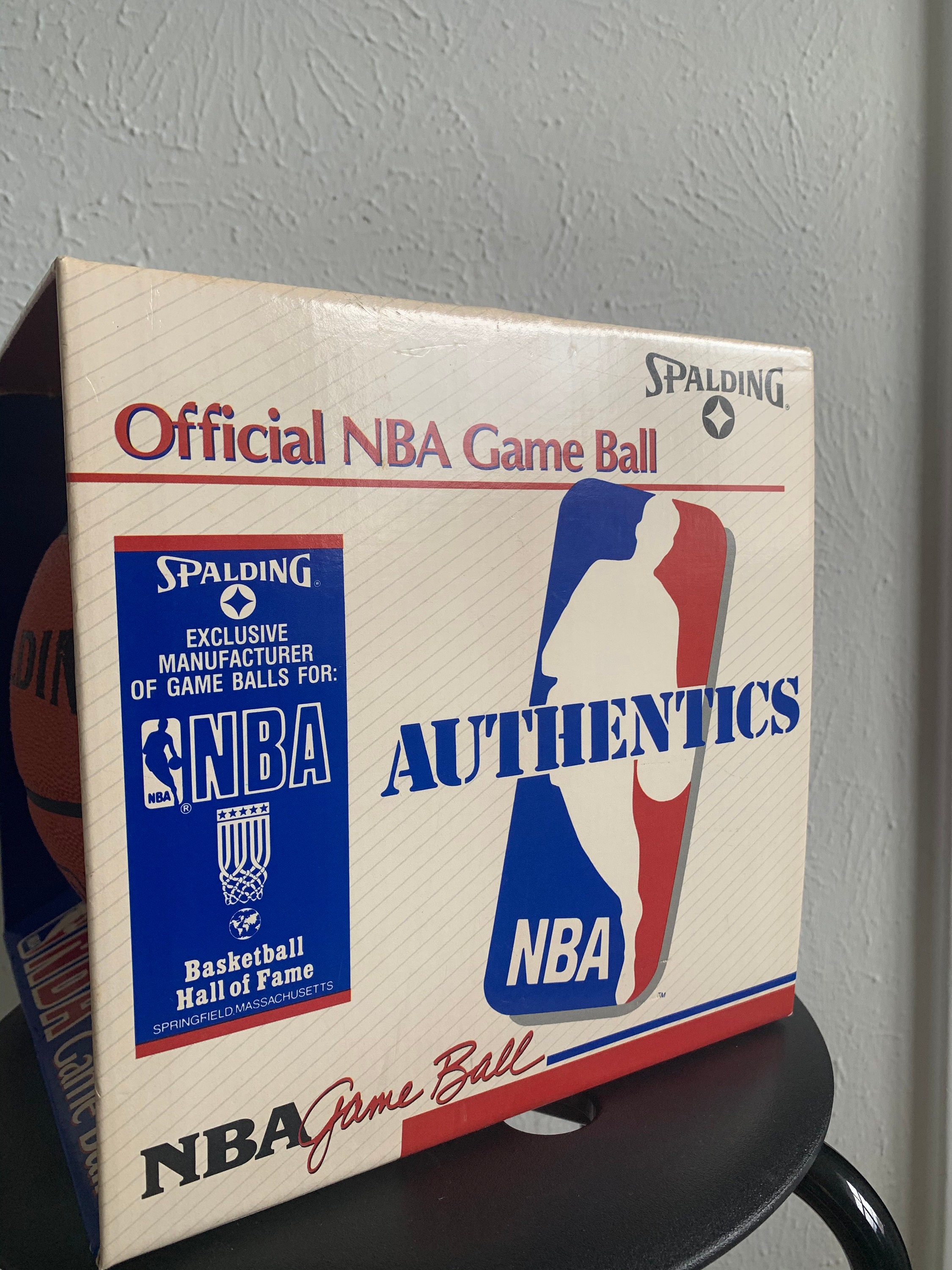 Vintage Dallas Mavericks Team Autographed Spalding Basketball 1990's