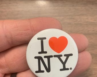 Vintage 1980's " I LOVE NY " Classic White Pinback Button