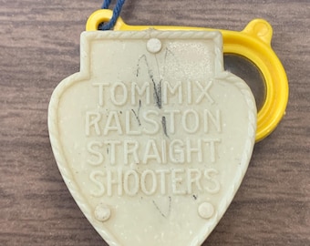 Vintage Tom Mix Cereal Premium Arrow Magnifying Glass Compass Ralston Straight Shooters club