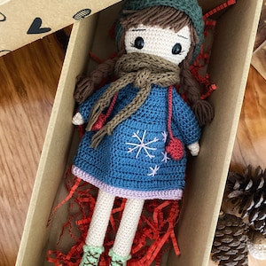 Muñeca de ganchillo, Juguetes hechos a mano, Regalo para hija, Regalo de cumpleaños para niña, Princesa hecha a mano de crochet, Muñeca con accesorios, Muñeca de punto