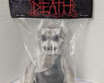 Figura de ação Kaiju Sofubi de 2003 Napalm Death x Gargamel Garga Death Grind Shane Embury Nova