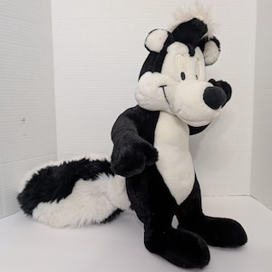 Peluche vintage de Pepe Le Pew de 1995, de la tienda de los estudios Warner Bros. Looney Tunes, juguete de mofeta.