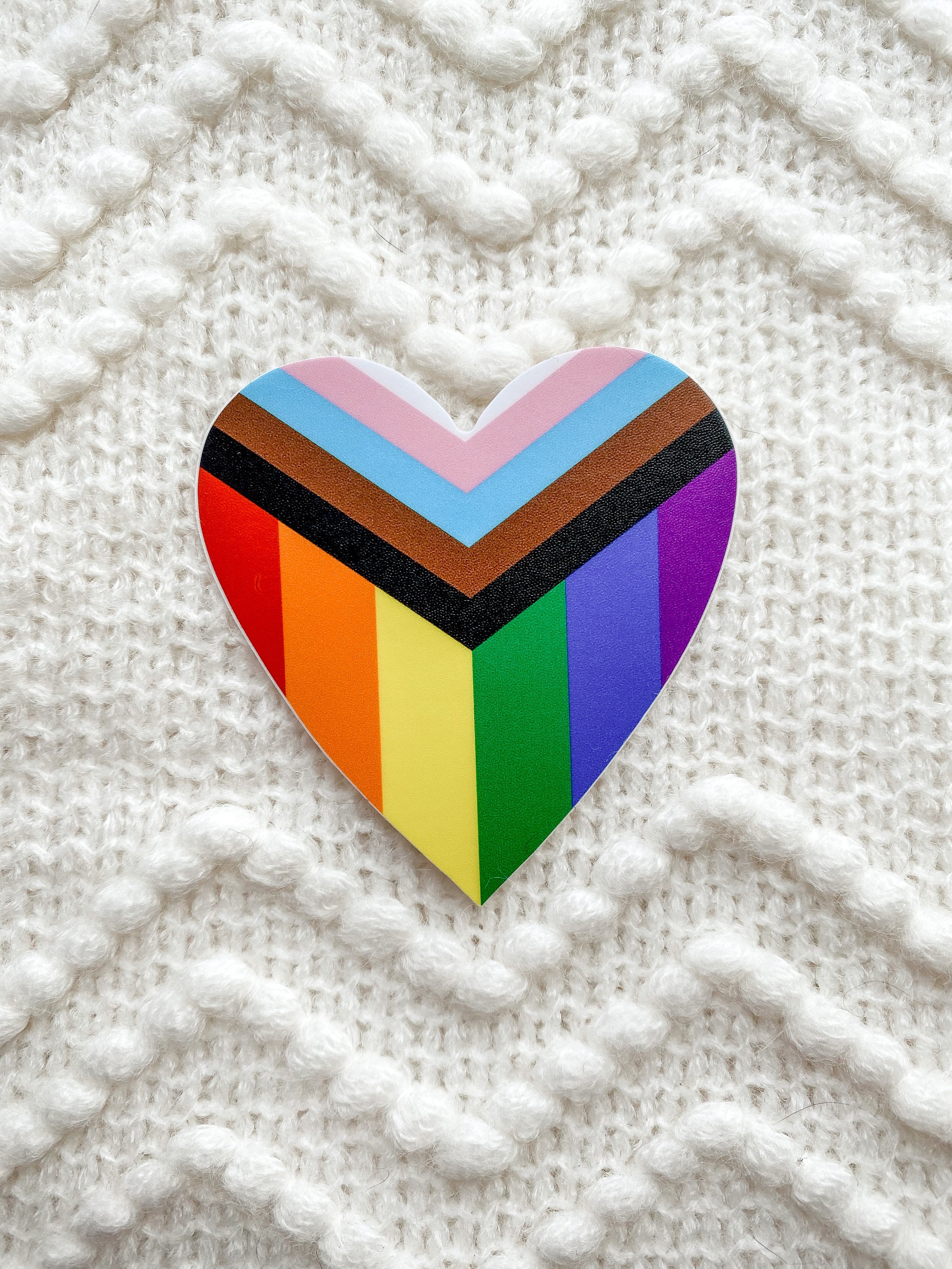 Progress Pride Herz-Aufkleber Rolle – LGBTQ+ Stolz Aufkleber Von Daniel Quasar (500 Stück)