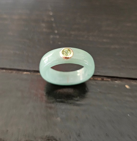 Jade Ring Band