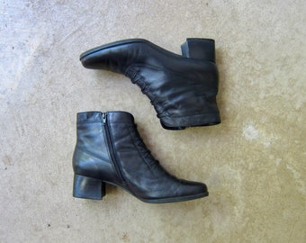 vintage 9's chunky boots