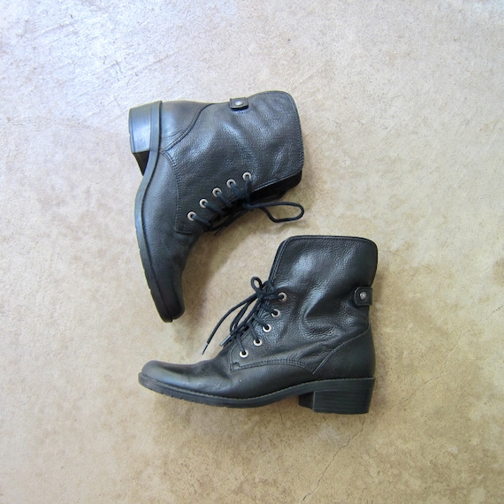 90s Black Ankle Boots | Lace Up Leather Boots | An