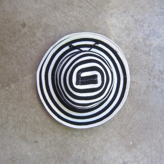 Black White Swirl Stripe Sun Hat Women main image 4