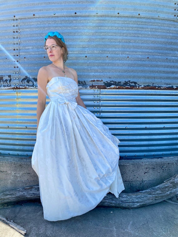 90s Strapless White Wedding Dress | Embossed Flora