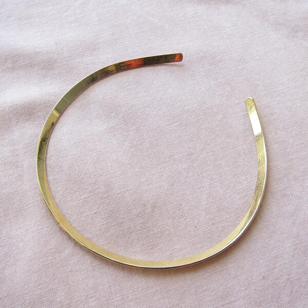 Vintage jaren 80 goudgecoate choker: minimalistische nekmanchet