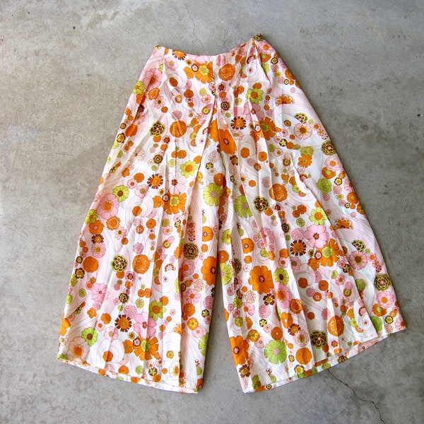 60s Wide Leg Culottes Pants | Floral Mod Palazzo Pants | Vintage Colorful Pink Orange Flower Cropped Capri Pants