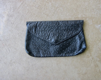 Pochette en cuir texturé années 80 | sac à main vintage enveloppe | Sac à main en cuir véritable noir