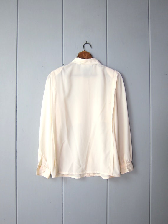 80s Creamy White Blouse | Vintage Pleated & Embro… - image 7