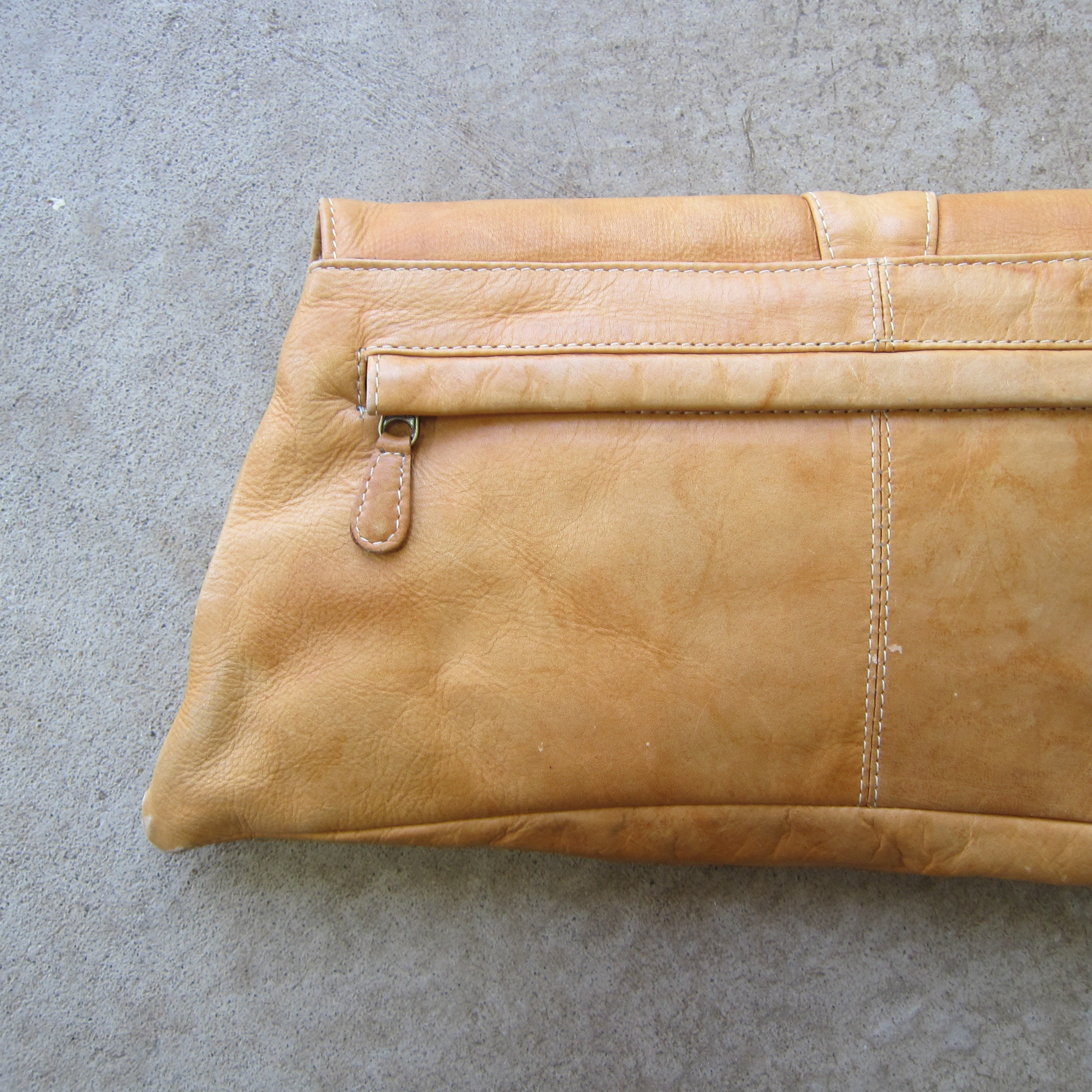 We Make Beautiful Bags – Chiaroscuro
