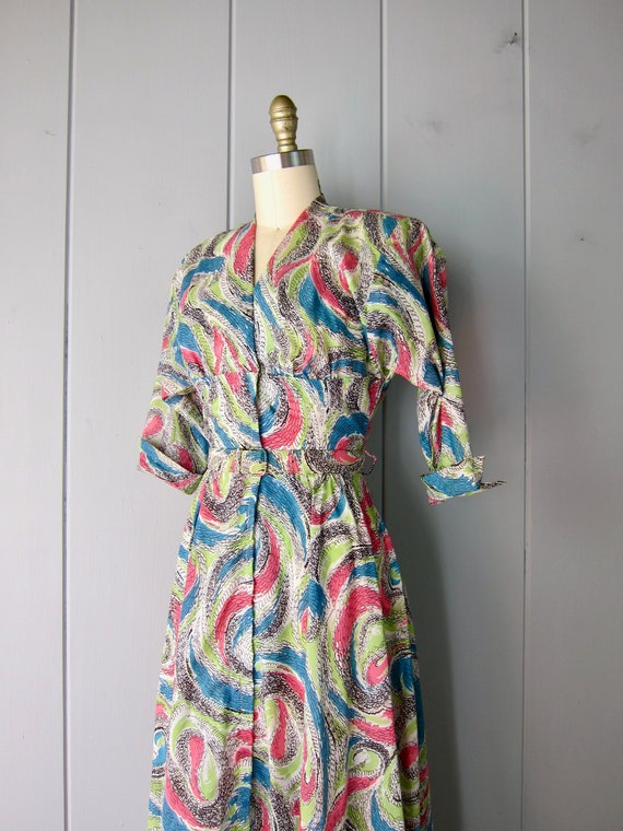 Colorful 1940s Dress | Printed Lounge Dress with … - image 3